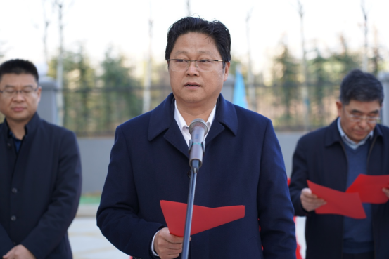 駐馬店石化銷售有限責任公司金頂山路加油站正式開業(yè)慶典儀式舉行(2)(1)(1)663.png