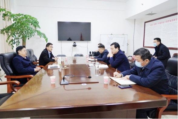市產(chǎn)業(yè)集團(tuán)黨委書記、董事長劉培建一行前往高新區(qū)對接洽談合作事宜109.png
