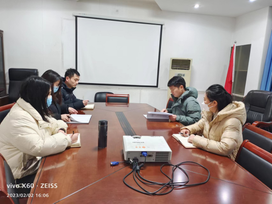 2.6市產(chǎn)業(yè)集團(tuán)開展集中學(xué)習(xí)五屆市紀(jì)委三次全會精神活動(dòng)1251.png